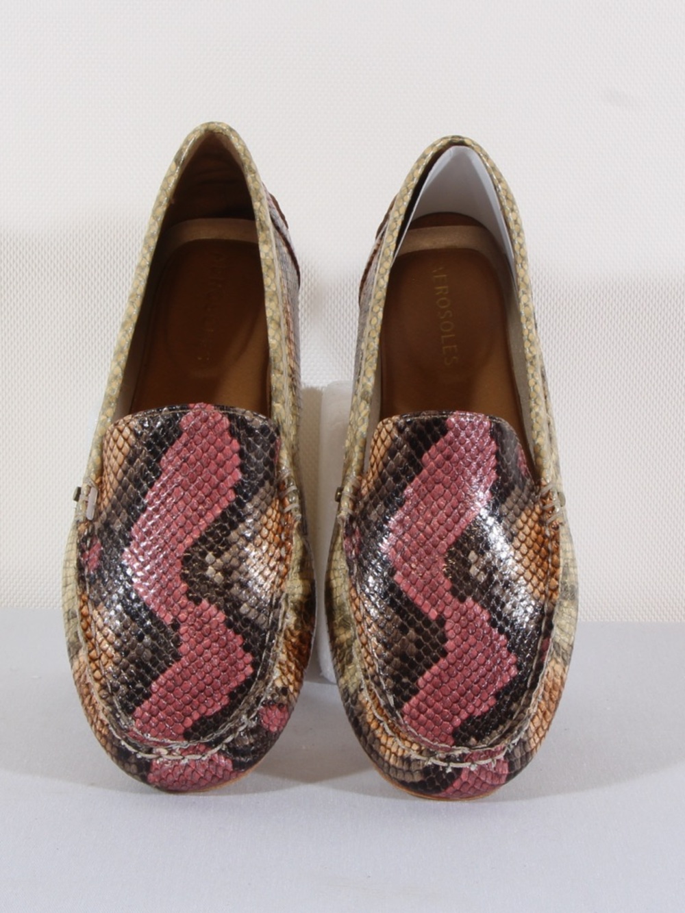 AEROSOLES Bleeker Coral Multicolor Snakeskin Slip-On Loafers NIB